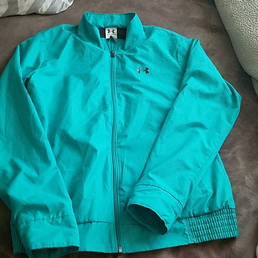 Under armour windbreaker